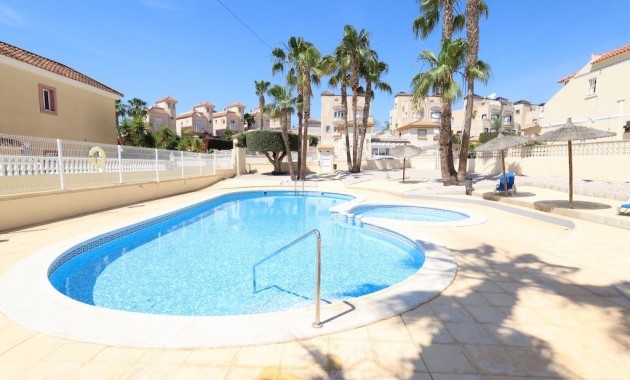 Herverkoop - Bungalow -
San Miguel de Salinas - Las filipinas