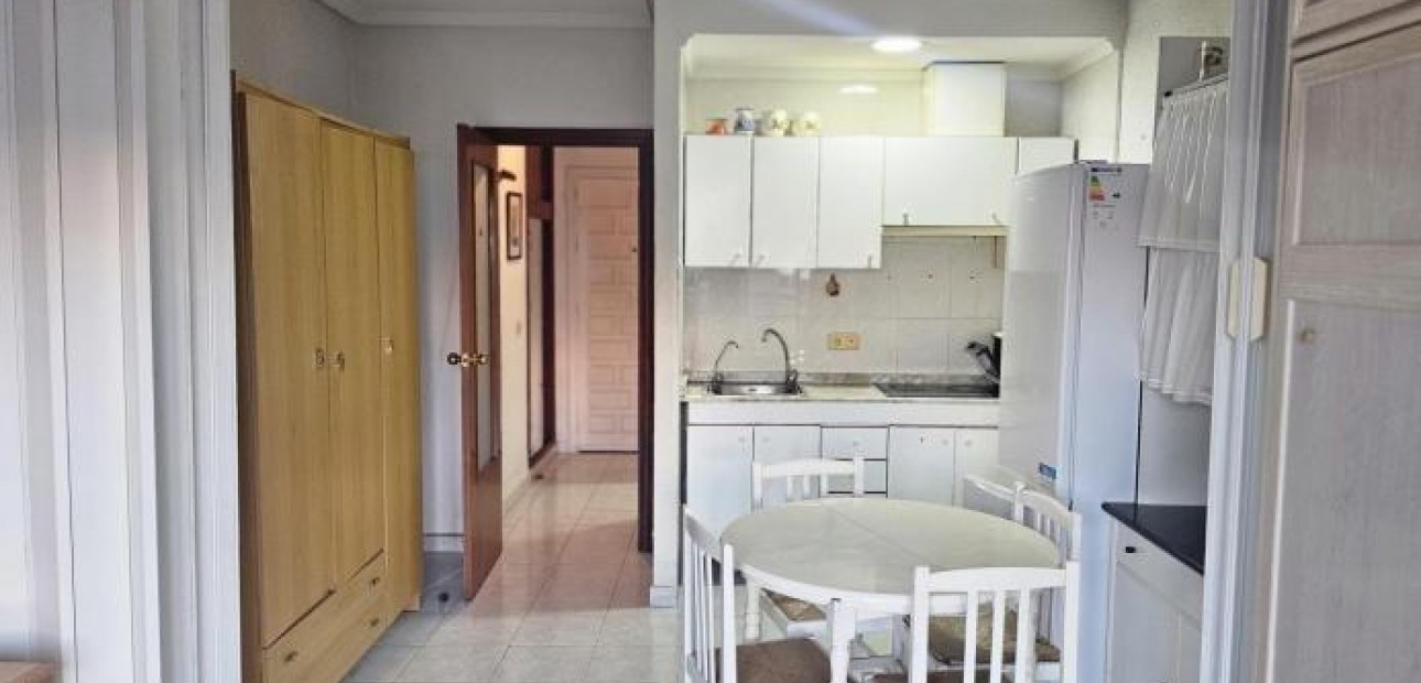 Venta - Studio -
Torrevieja - Estacion de autobuses