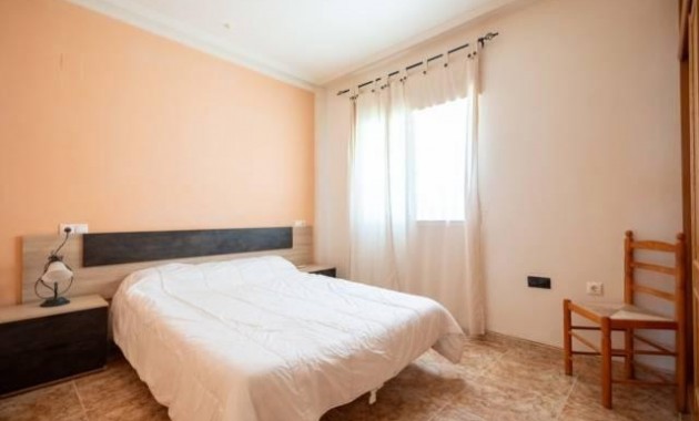 Herverkoop - Bungalow -
Orihuela Costa - Punta Prima