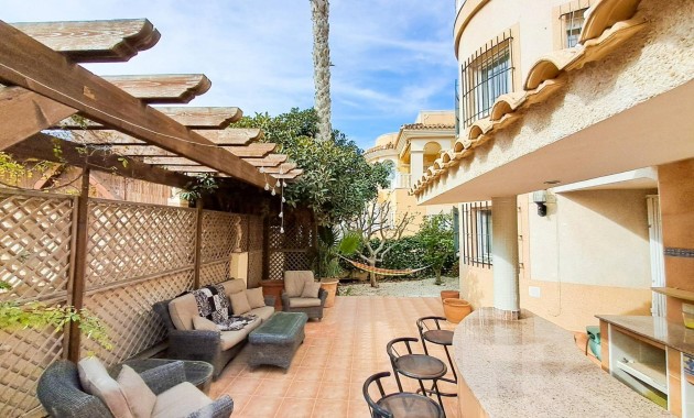 Herverkoop - Villa -
Orihuela Costa - Villamartín-Las Filipinas