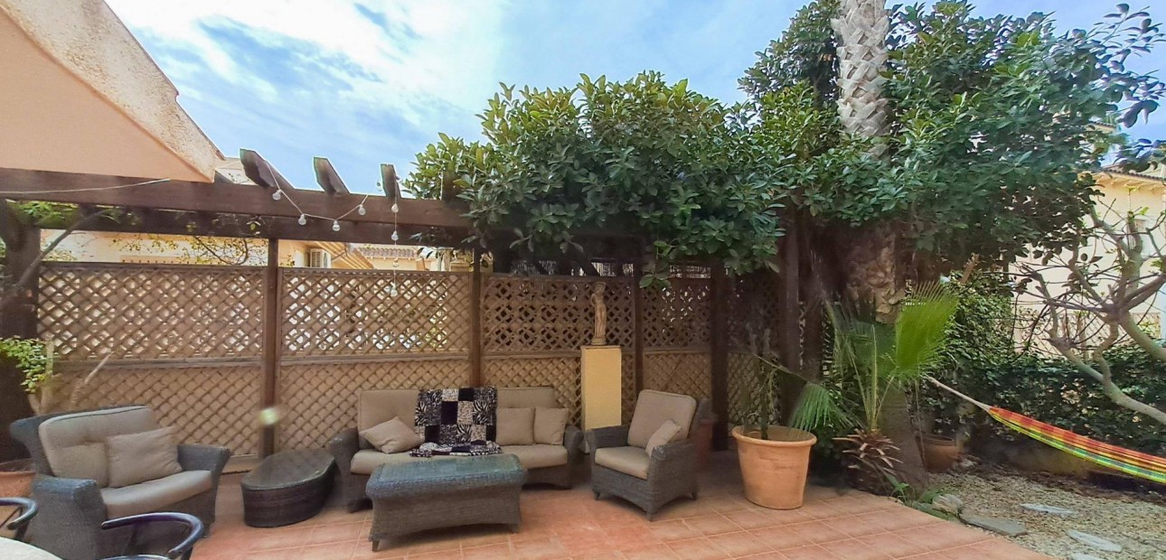 Herverkoop - Villa -
Orihuela Costa - Villamartín-Las Filipinas