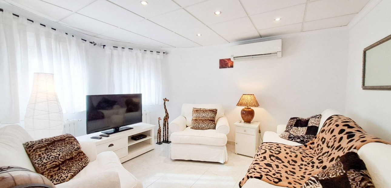 Herverkoop - Villa -
Orihuela Costa - Villamartín-Las Filipinas