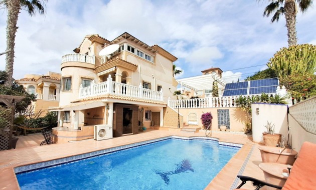 Herverkoop - Villa -
Orihuela Costa - Villamartín-Las Filipinas