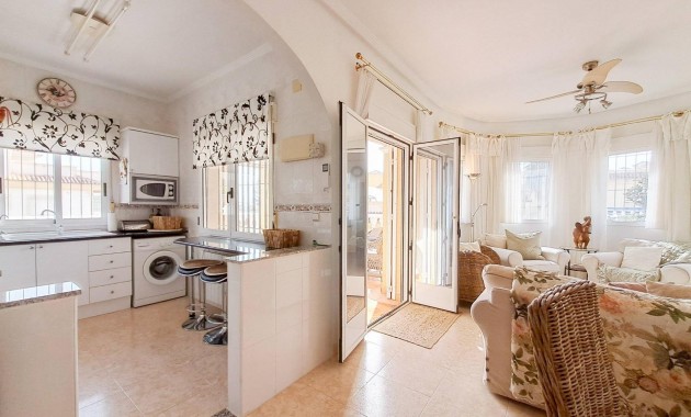 Herverkoop - Villa -
Orihuela Costa - Villamartín-Las Filipinas