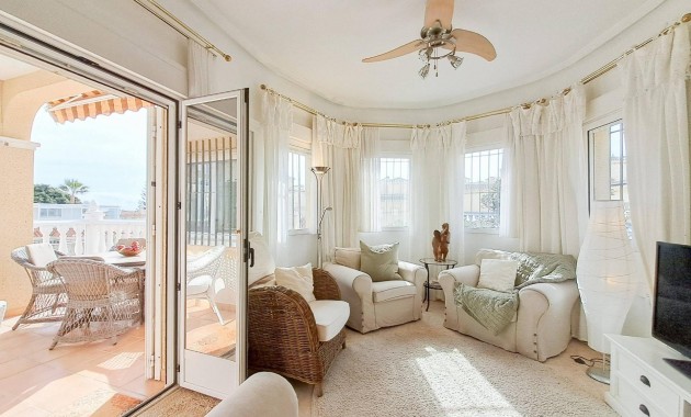 Herverkoop - Villa -
Orihuela Costa - Villamartín-Las Filipinas