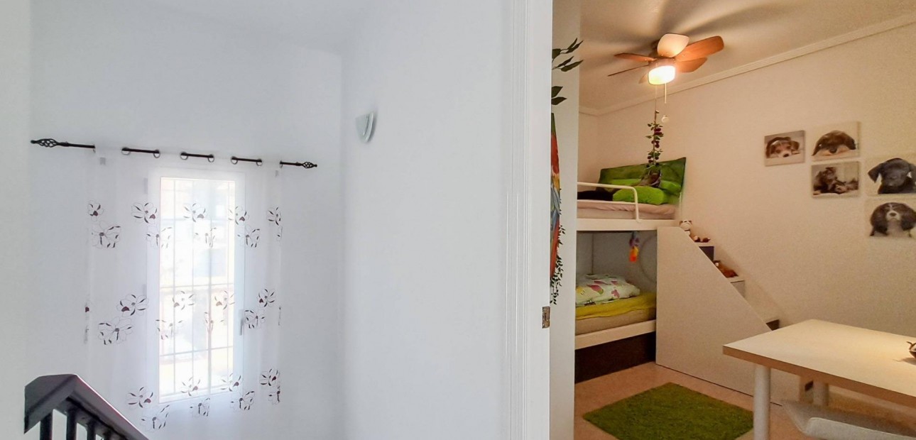 Herverkoop - Villa -
Orihuela Costa - Villamartín-Las Filipinas
