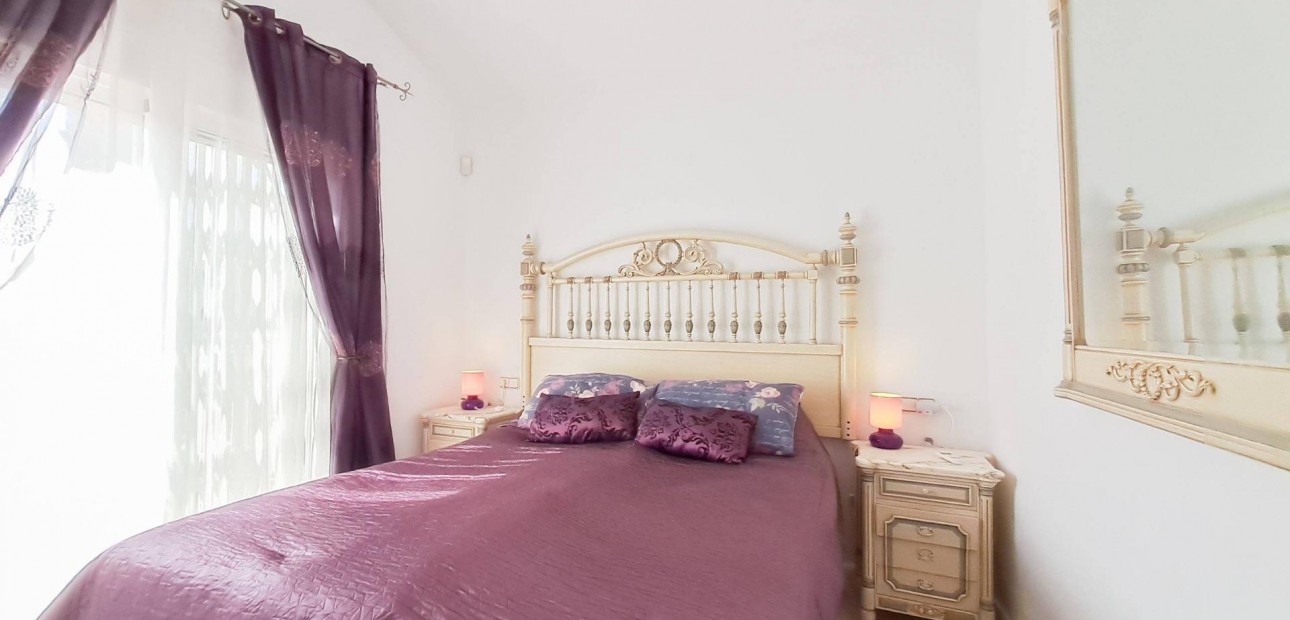 Herverkoop - Villa -
Orihuela Costa - Villamartín-Las Filipinas