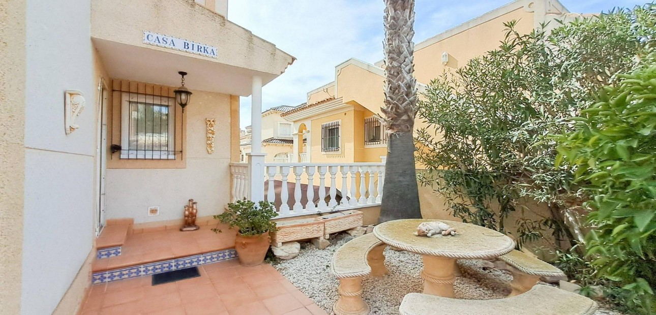 Herverkoop - Villa -
Orihuela Costa - Villamartín-Las Filipinas