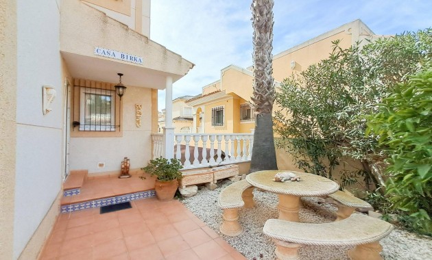 Herverkoop - Villa -
Orihuela Costa - Villamartín-Las Filipinas