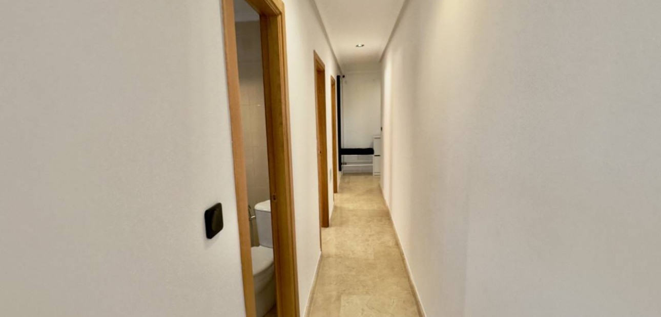 Venta - Apartamento / piso -
Benijofar