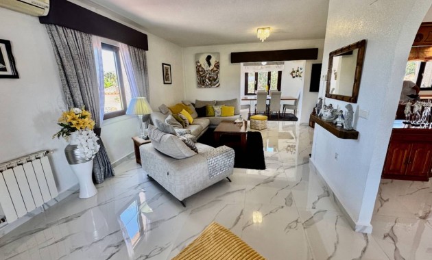 Herverkoop - Villa -
Algorfa - Lomas De La Juliana