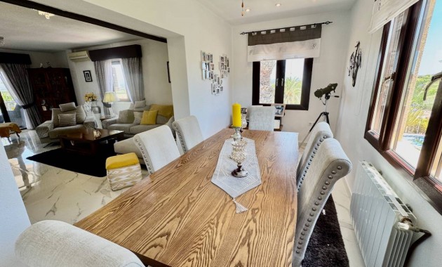 Herverkoop - Villa -
Algorfa - Lomas De La Juliana