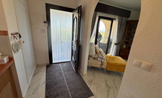 Herverkoop - Villa -
Algorfa - Lomas De La Juliana