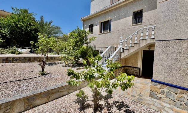 Herverkoop - Villa -
Algorfa - Lomas De La Juliana