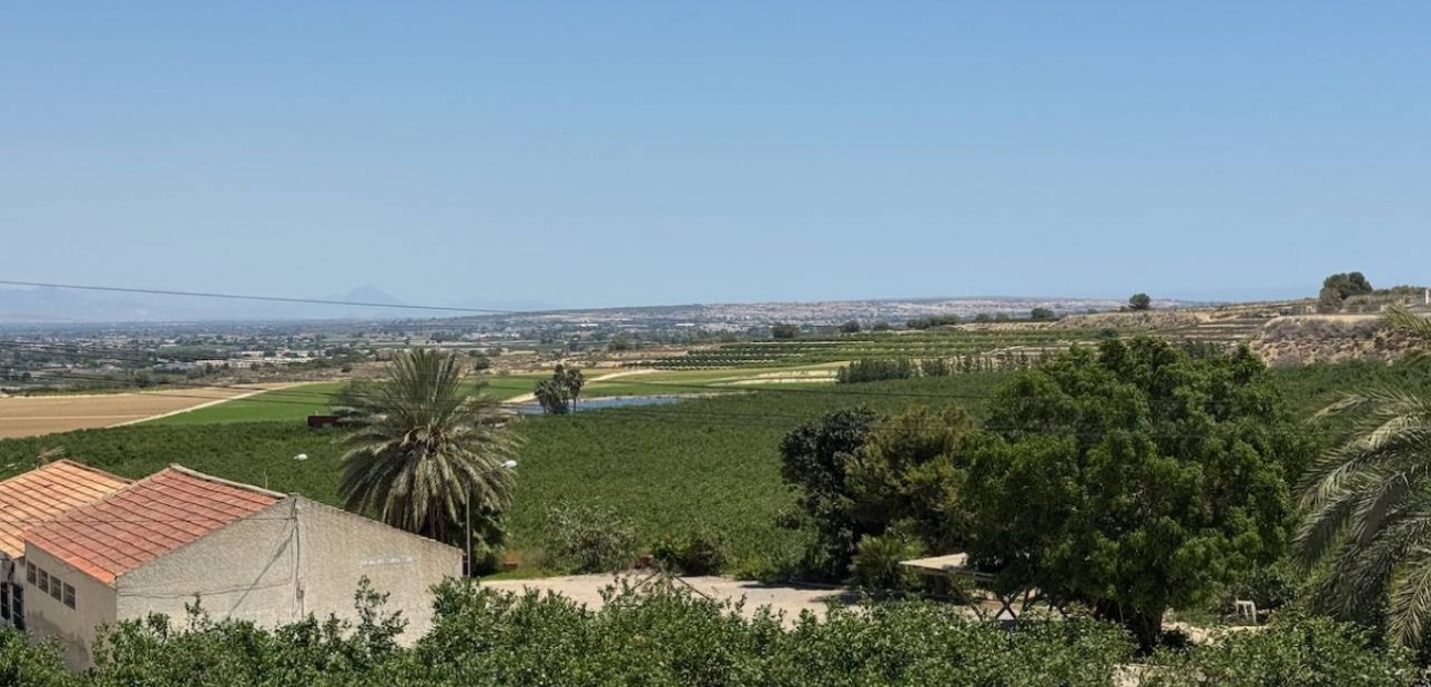 Herverkoop - Villa -
Algorfa - Lomas De La Juliana