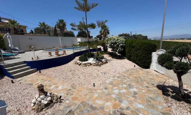 Herverkoop - Villa -
Algorfa - Lomas De La Juliana