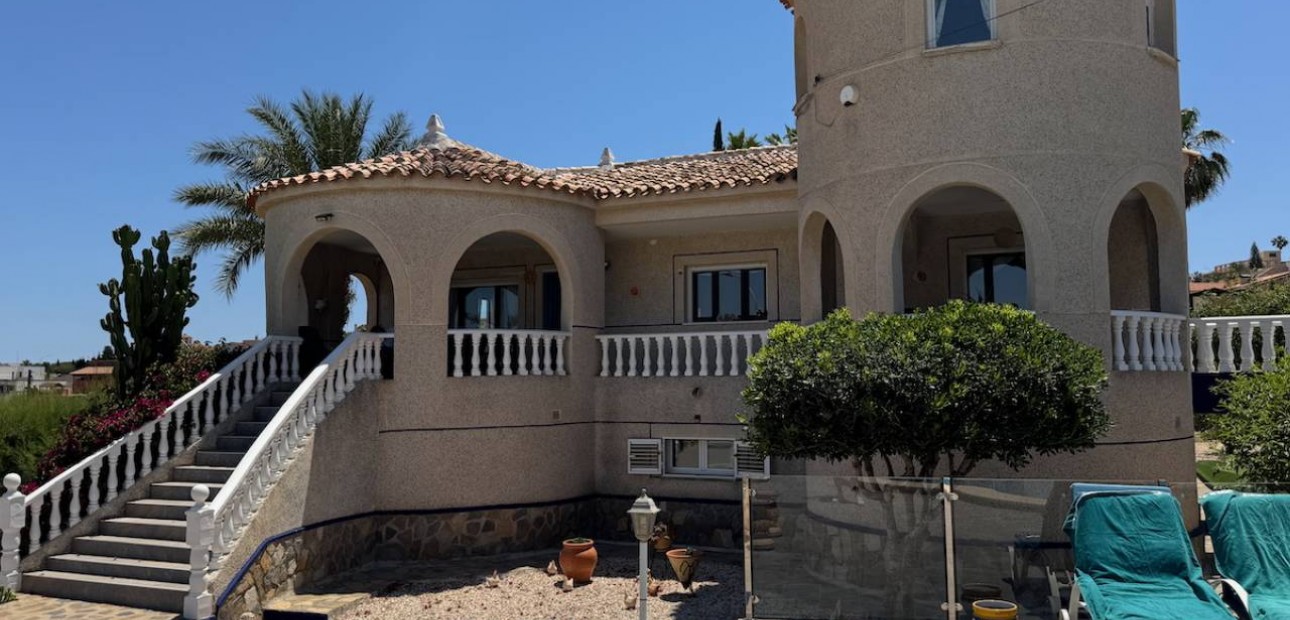 Herverkoop - Villa -
Algorfa - Lomas De La Juliana