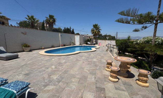 Herverkoop - Villa -
Algorfa - Lomas De La Juliana