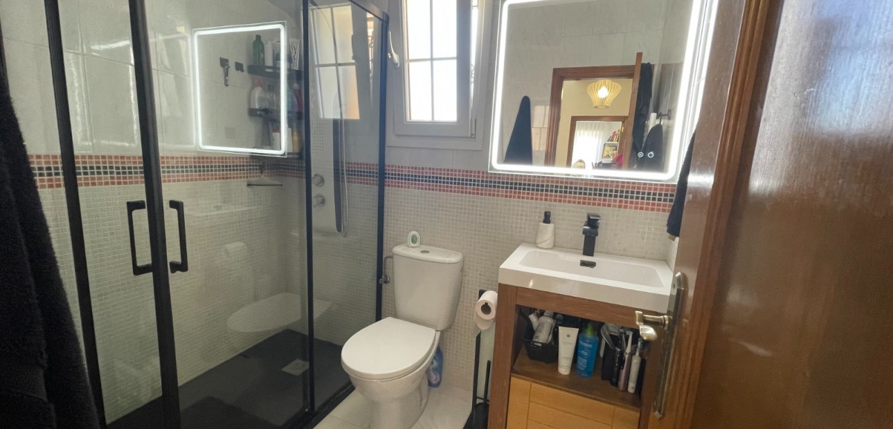 Herverkoop - Semi Detached Villa -
Orihuela Costa - Villamartin