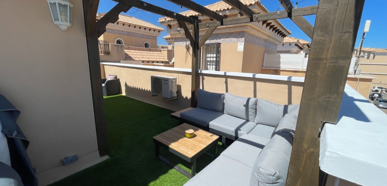 Herverkoop - Semi Detached Villa -
Orihuela Costa - Villamartin