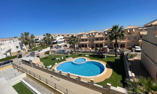 Herverkoop - Semi Detached Villa -
Orihuela Costa - Villamartin