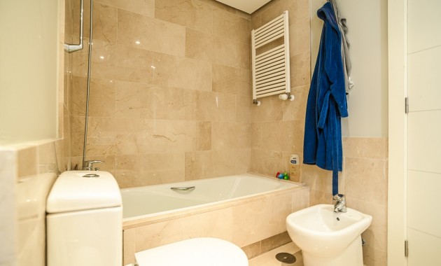 Herverkoop - Villa -
San Miguel de Salinas - Las Colinas Golf