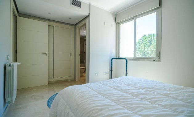 Herverkoop - Villa -
San Miguel de Salinas - Las Colinas Golf