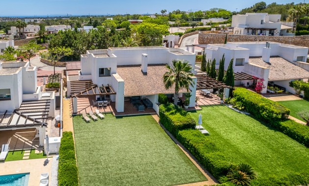 Herverkoop - Villa -
San Miguel de Salinas - Las Colinas Golf