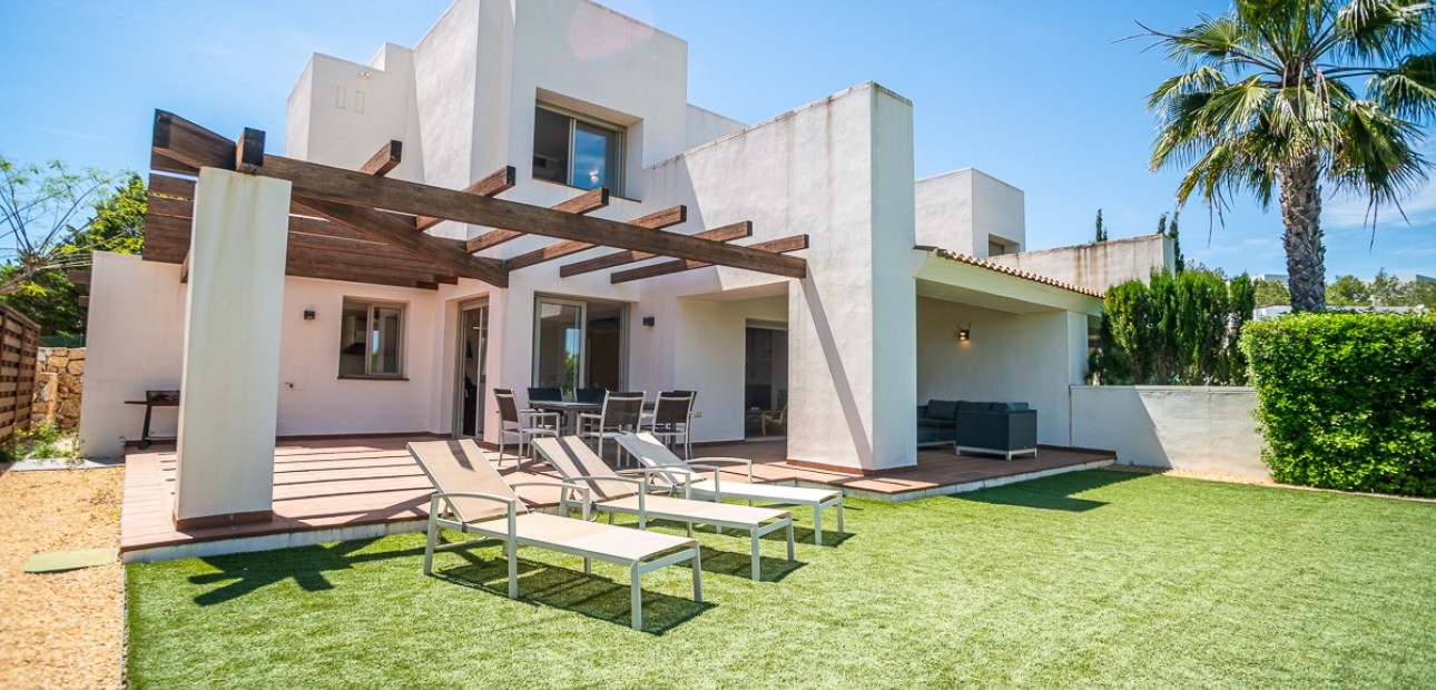 Herverkoop - Villa -
San Miguel de Salinas - Las Colinas Golf