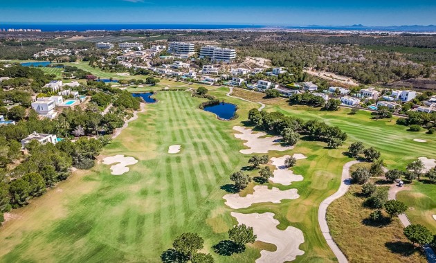 Herverkoop - Villa -
San Miguel de Salinas - Las Colinas Golf