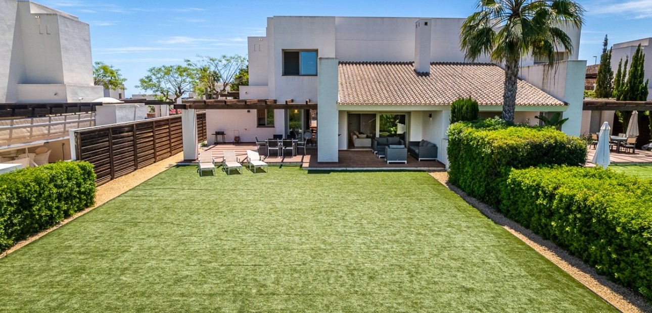 Herverkoop - Villa -
San Miguel de Salinas - Las Colinas Golf