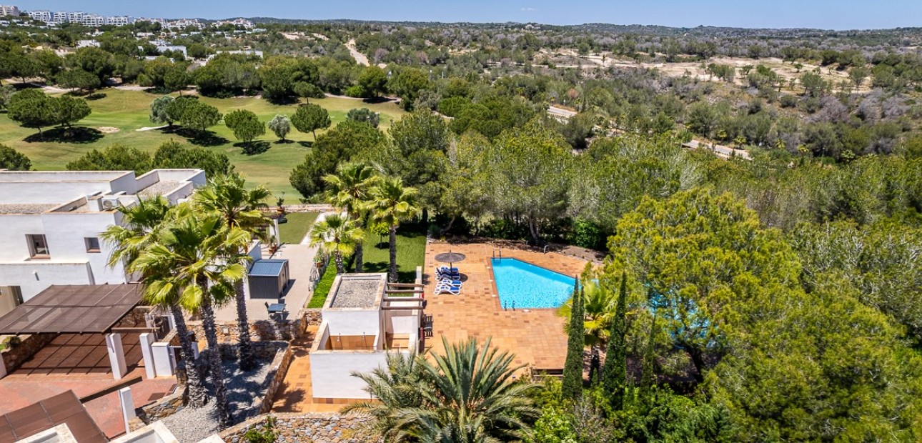 Herverkoop - Villa -
San Miguel de Salinas - Las Colinas Golf