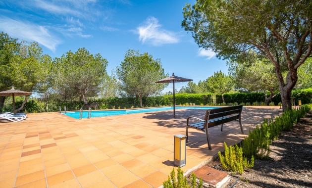 Herverkoop - Villa -
San Miguel de Salinas - Las Colinas Golf