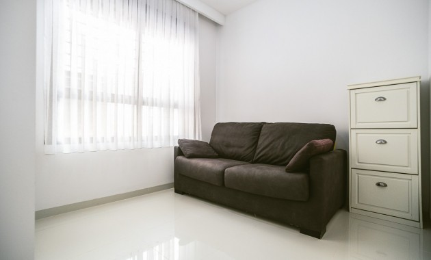 Venta - Apartamento / piso -
TORRE DE LA HORARADA