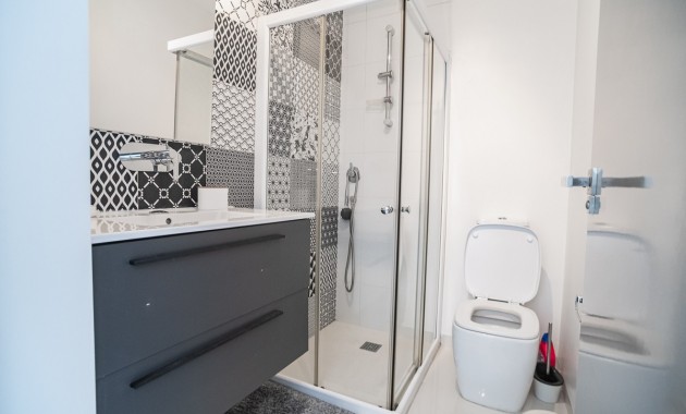 Venta - Apartamento / piso -
TORRE DE LA HORARADA