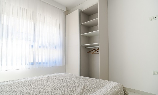 Venta - Apartamento / piso -
TORRE DE LA HORARADA