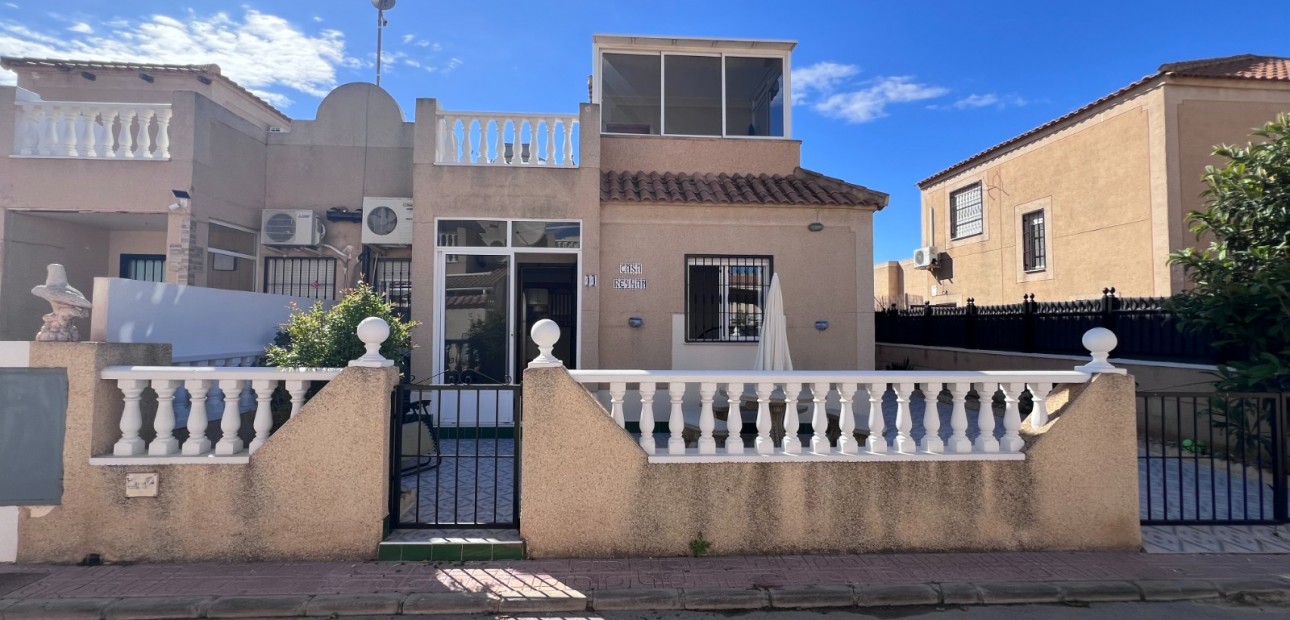 Venta - Adosado -
Torrevieja - La Siesta