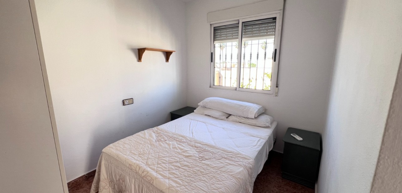 Venta - Adosado -
Torrevieja - La Siesta