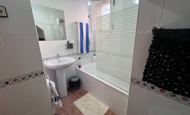 Venta - Adosado -
Torrevieja - La Siesta