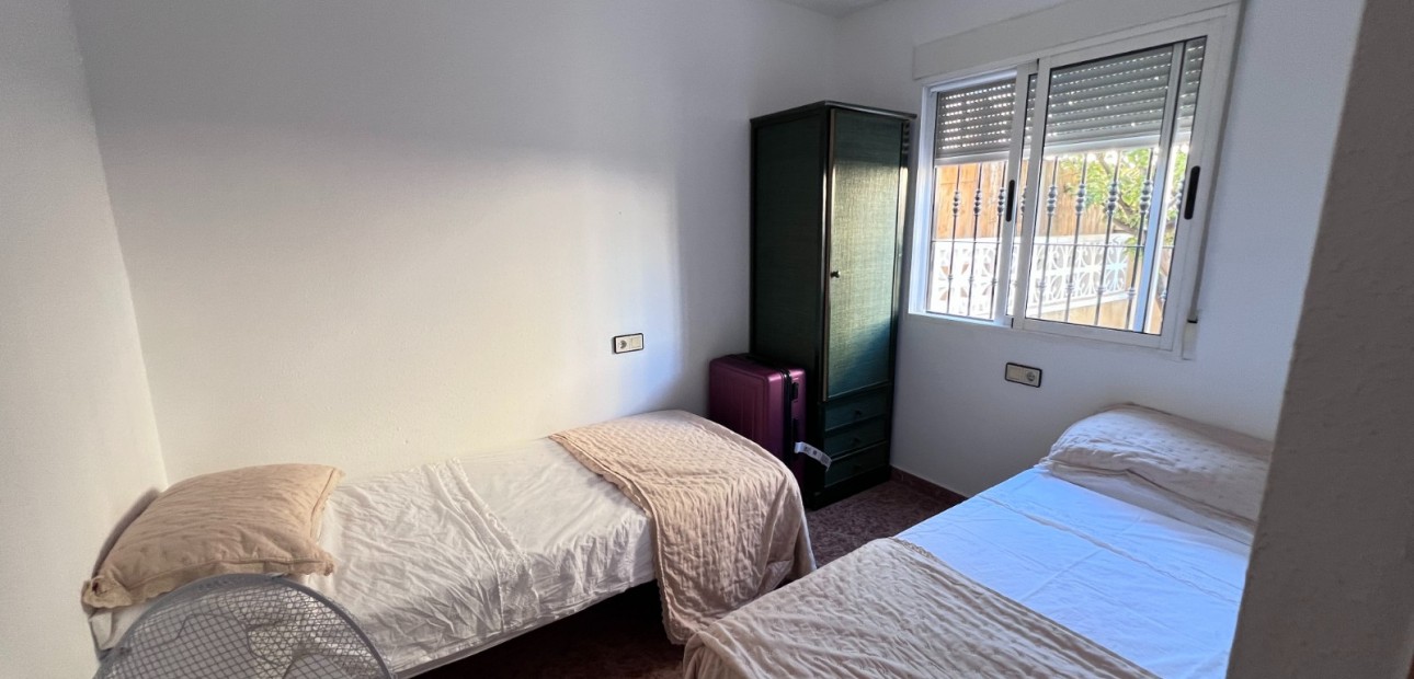 Venta - Adosado -
Torrevieja - La Siesta