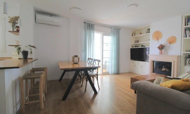 Herverkoop - Appartement / flat -
Torrevieja - La veleta
