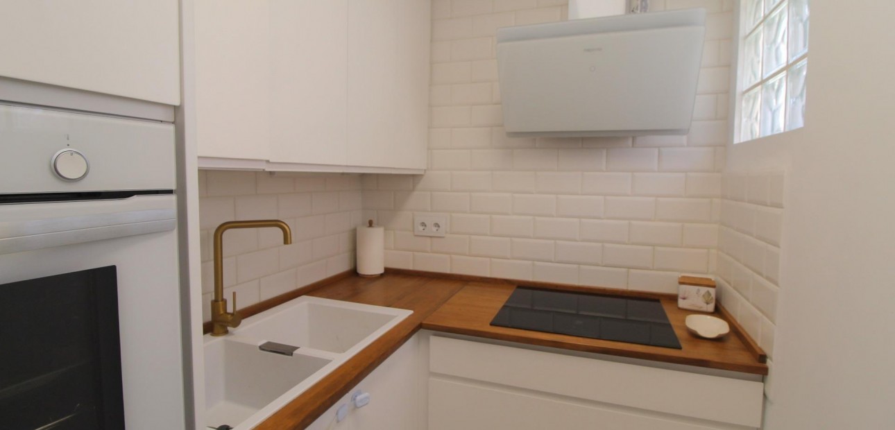 Herverkoop - Appartement / flat -
Torrevieja - La veleta