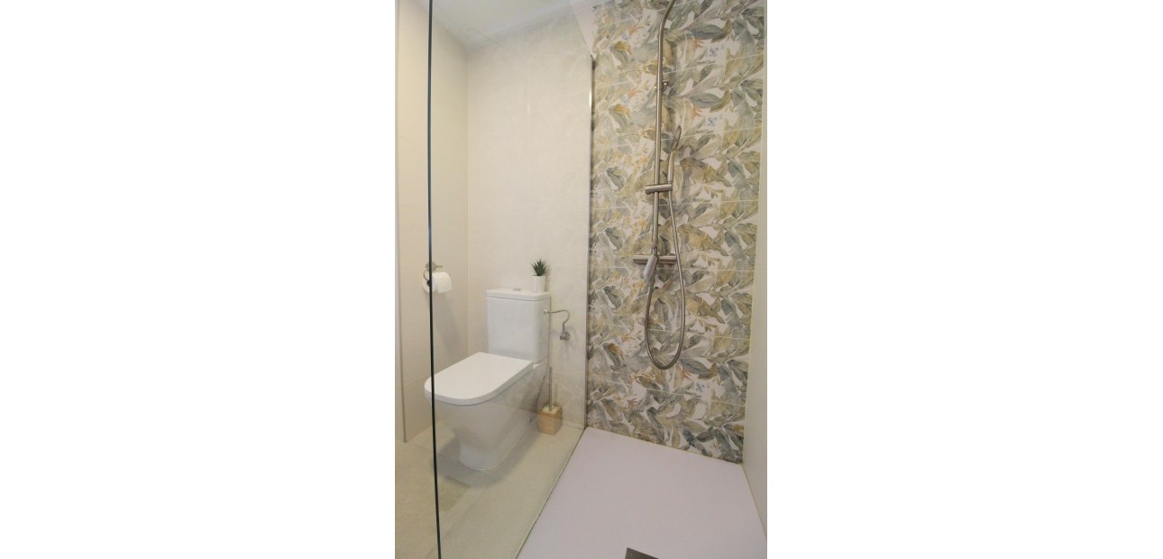 Herverkoop - Appartement / flat -
Torrevieja - La veleta
