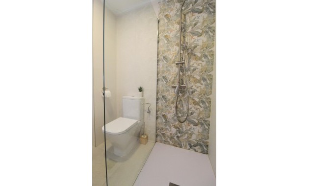 Herverkoop - Appartement / flat -
Torrevieja - La veleta
