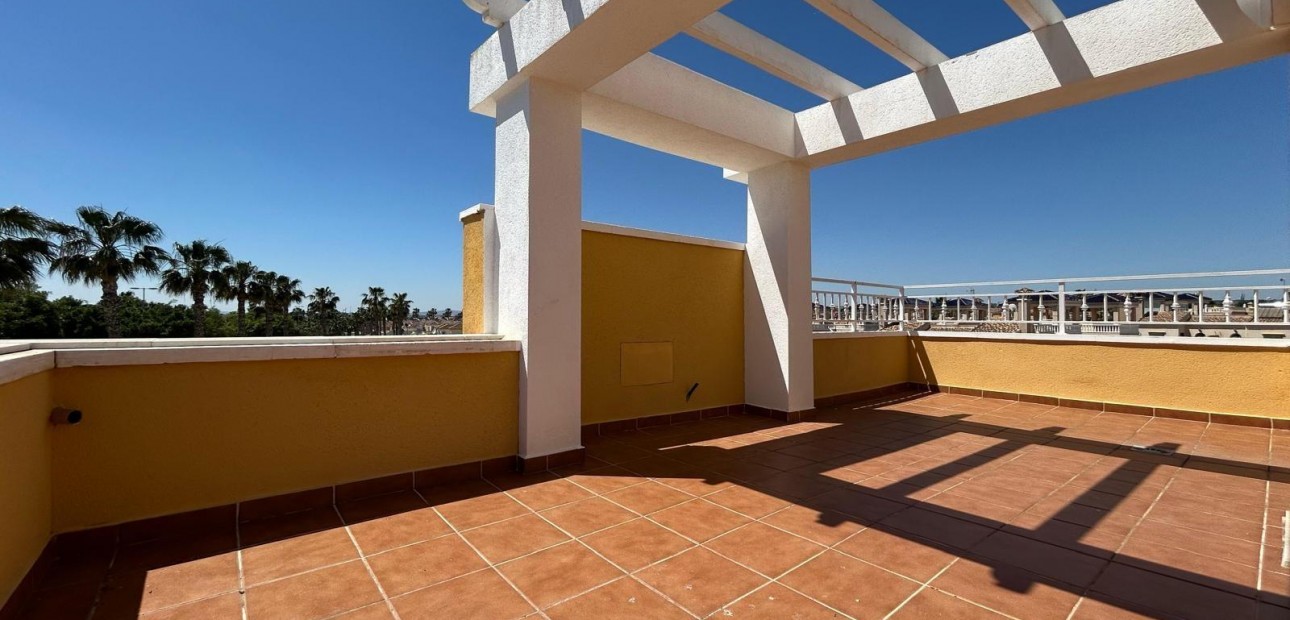 Venta - Villa -
Guardamar del Segura - Urbanizaciones