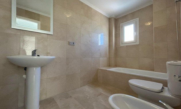 Venta - Villa -
Guardamar del Segura - Urbanizaciones