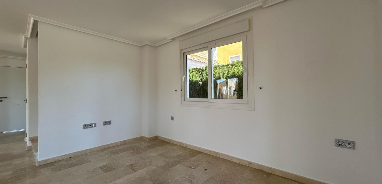 Venta - Villa -
Guardamar del Segura - Urbanizaciones