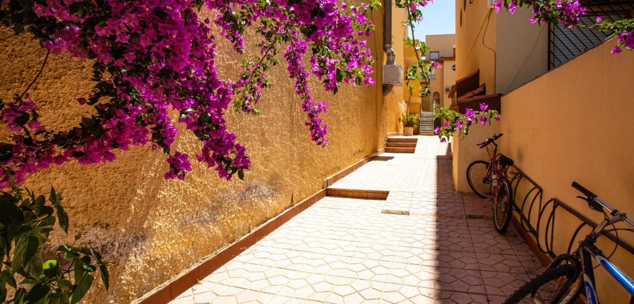 Venta - Bungalow -
Torrevieja - Parque las naciones
