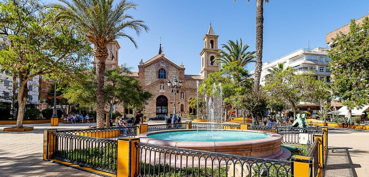 Venta - Bungalow -
Torrevieja - Parque las naciones