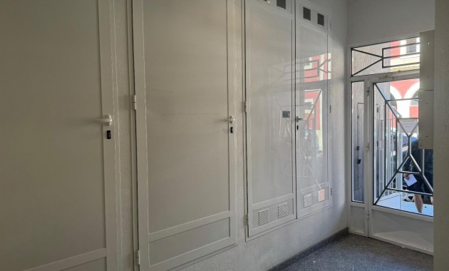 Venta - Apartamento / piso -
Almoradi - Centro urbano 2